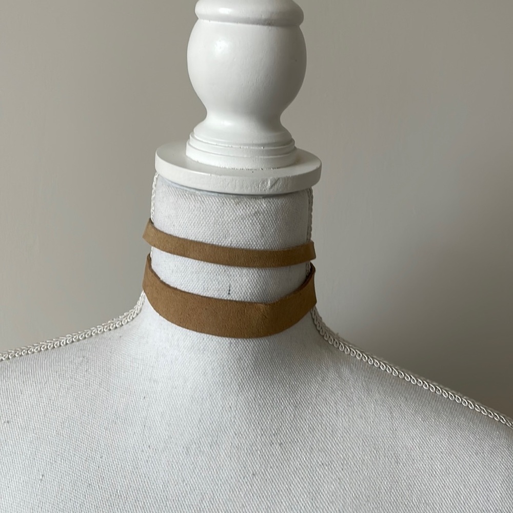 Brown Leather choker set (2)